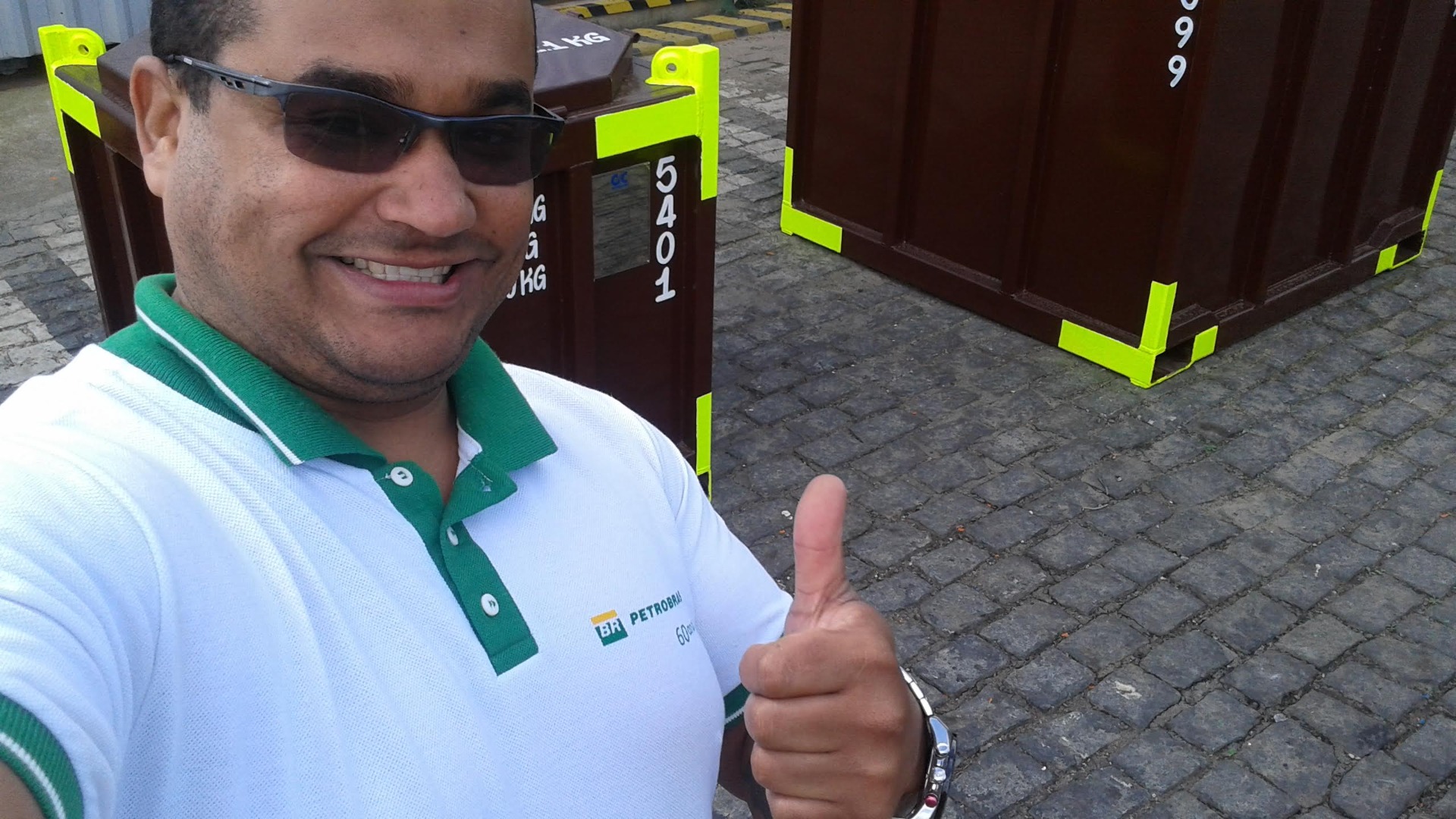 Acompanhamento de Fabricação de Caixas, SKIDS e outros equipamentos conforme DNV 2.7.1